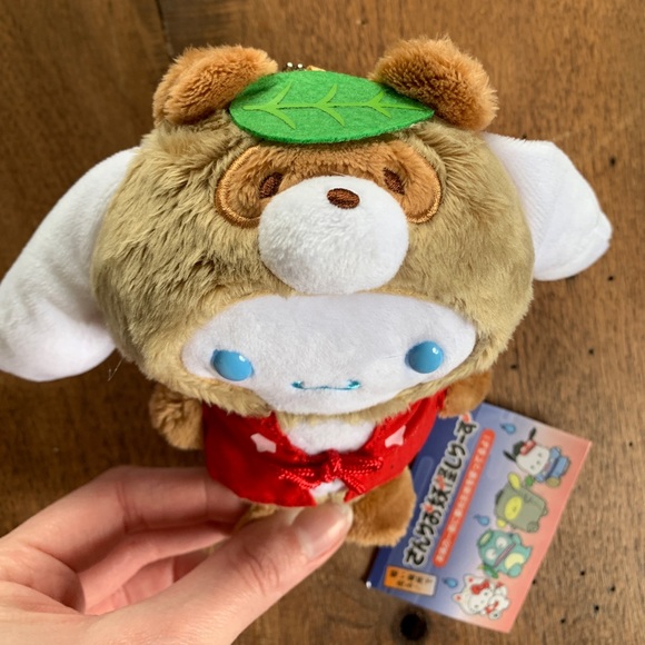 SOLD 🚫Cinnamoroll Tanooki Plush Keychain - Picture 3 of 4